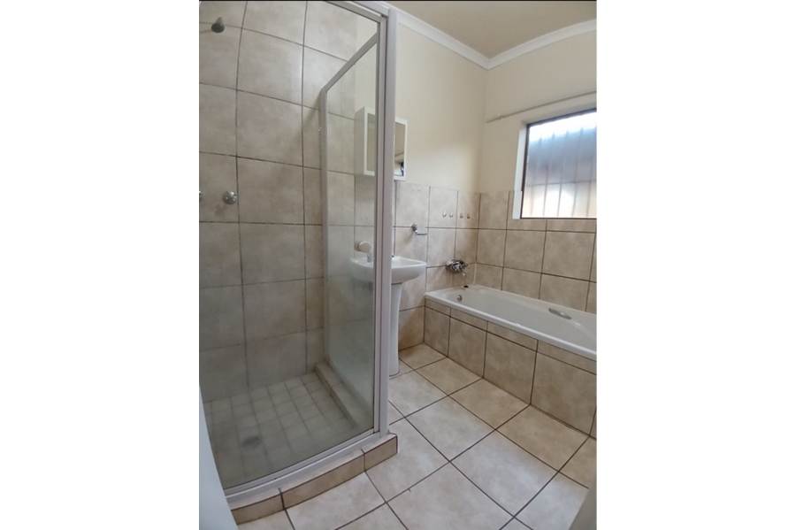 1 Bedroom Property for Sale in Vaalpark Free State